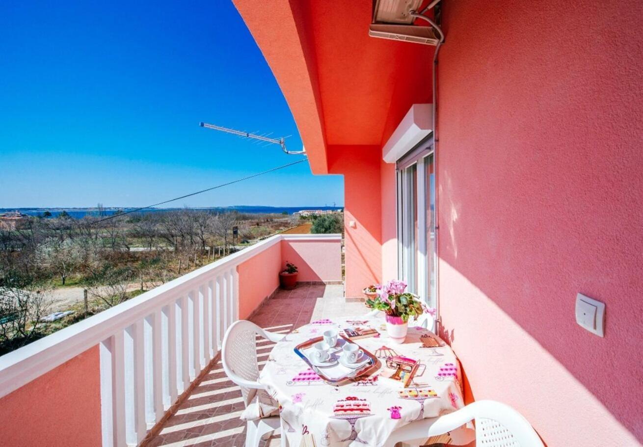 Apartments Ljubo - Modern Andy Cosy ヴーシ エクステリア 写真